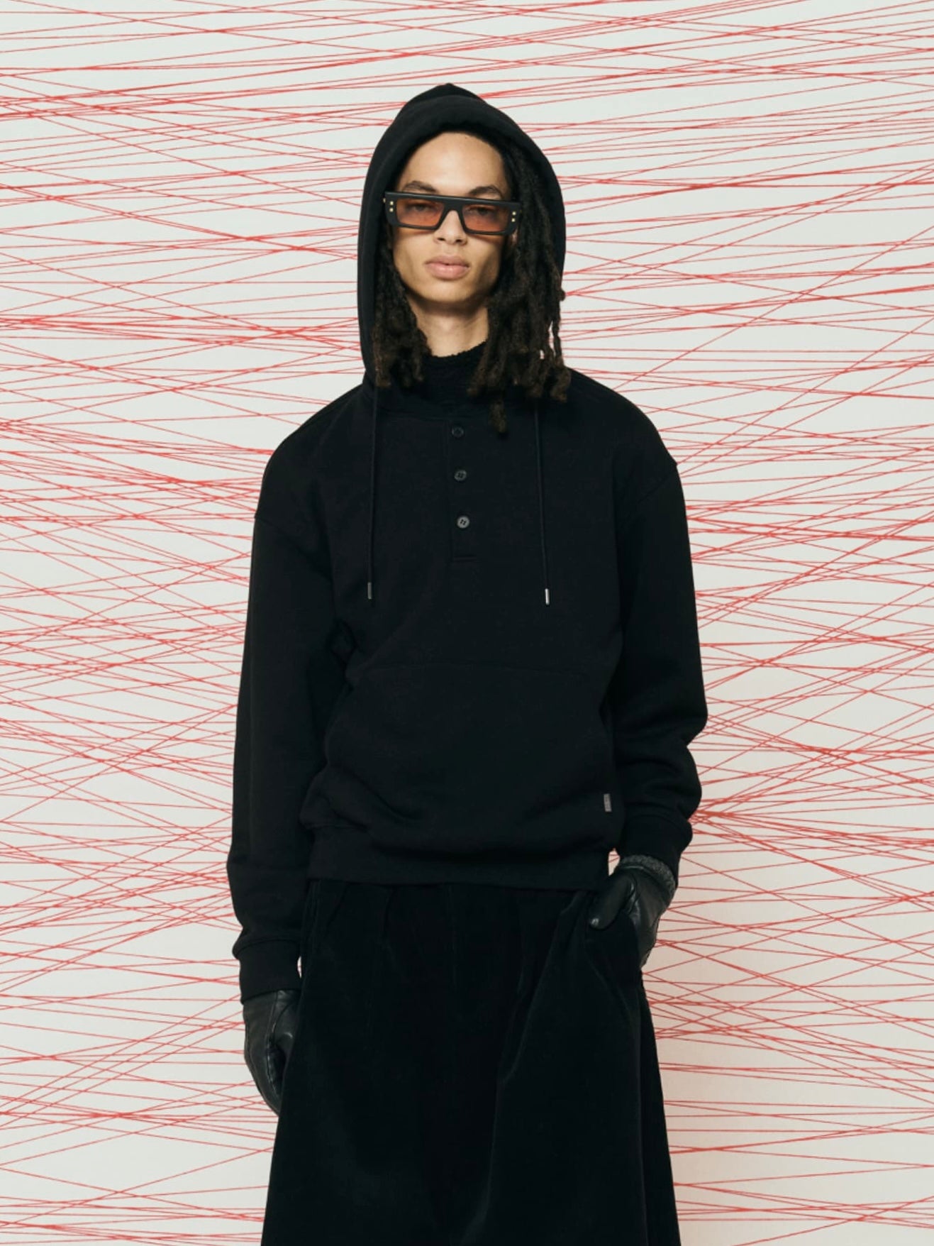 ANT HOODIE / BLACK