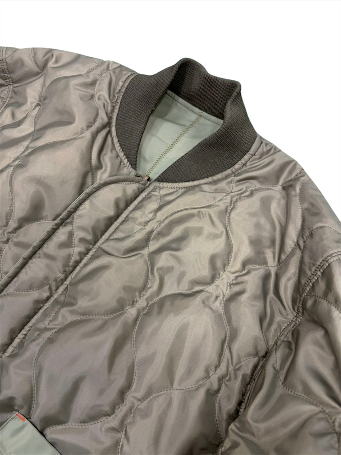 ZIG ZAG STITCH MA-1 / KHAKI